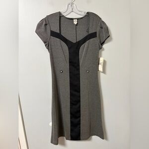 Sangria gray fitted cap sleeve dress black stripe women’s 8 NWT sweetheart neck